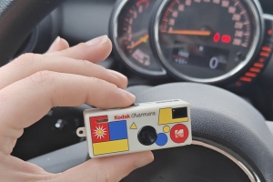 Wil je de Kodak Charmera Mini camera Kopen? Retro Keychain camera | NEBO de fotospecialist