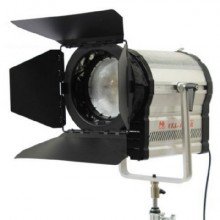 Falcon Eyes 3200K LED Spot Lamp Dimbaar CLL-4800R op 230V